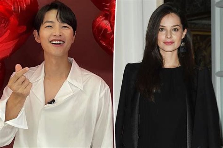
A Look Into Song Joong-ki And Katy Louise Saunders Relationship 