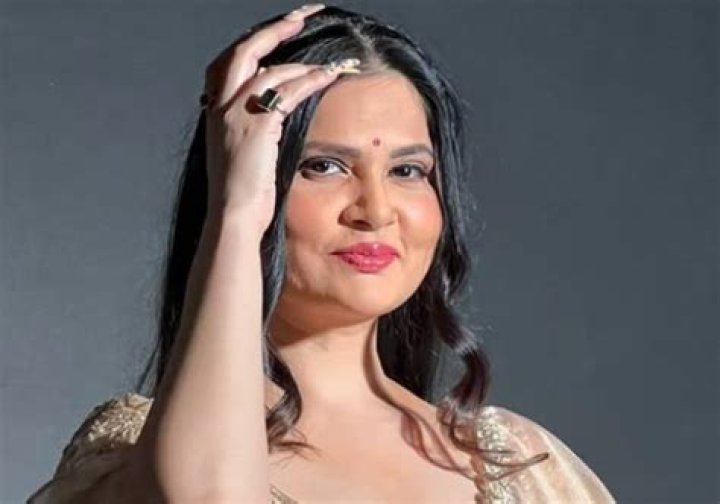 
Aabha Paul Height, Weight, Net Worth, Age, Birthday, Wikipedia, Who, Nationality, Biography 
