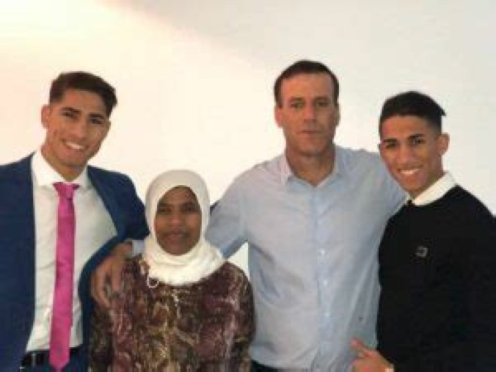 
Achraf Hakimi Brother Nabil Hakimi Is Linked To Footfeel Sports Management 