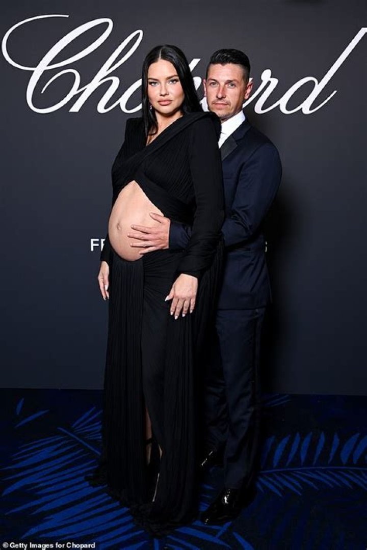 
Adriana Lima And Andre Lemmers Welcomed Their Second Child 