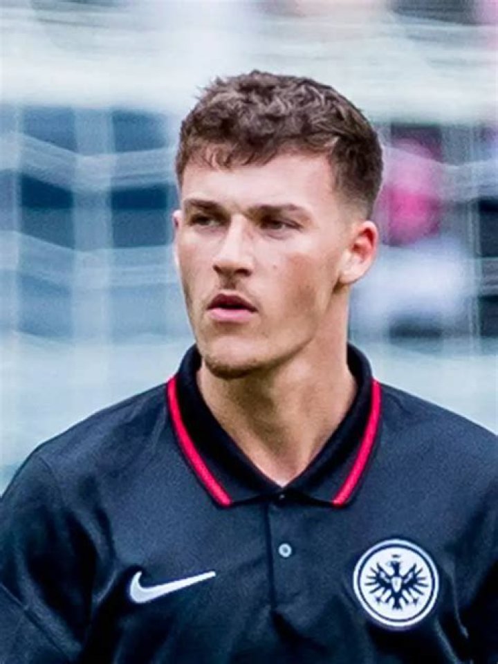 
Ajdin Hrustic Height, Weight, Net Worth, Age, Birthday, Wikipedia, Who, Instagram, Biography 