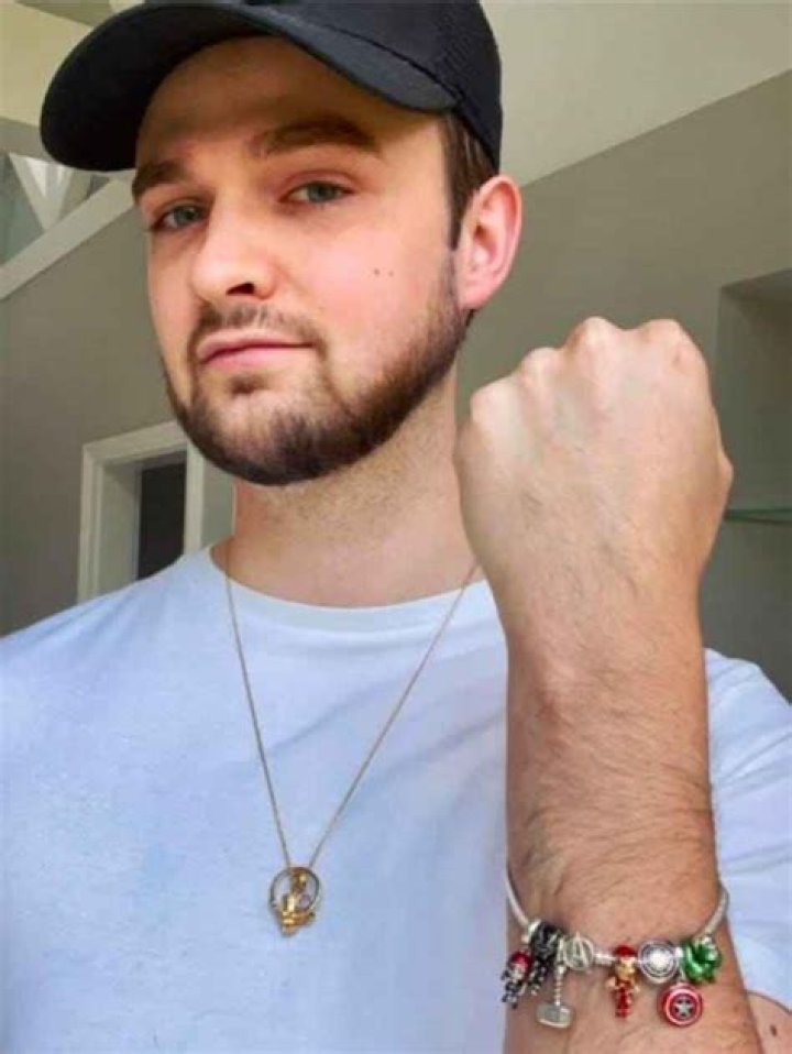 
Alastair Aiken Height, Weight, Net Worth, Age, Birthday, Wikipedia, Who, Nationality, Biography 