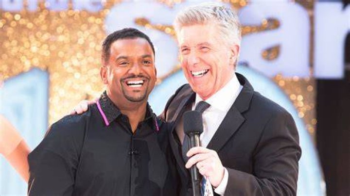 
Alfonso Ribeiro on Getting Tom Bergeron’s Blessing to Host ‘DWTS’: ‘I Follow in His Footsteps’ 