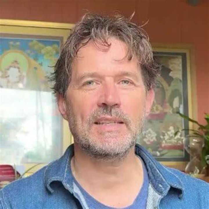 
Alistair Appleton Height, Weight, Net Worth, Age, Birthday, Wikipedia, Who, Nationality, Biography 