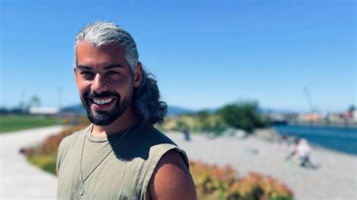  Andy Grier Foyé