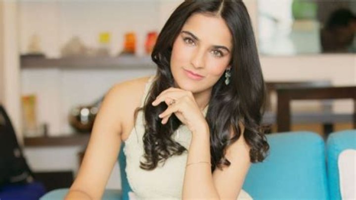 
Angira Dhar Height, Weight, Net Worth, Age, Birthday, Wikipedia, Who, Nationality, Biography 