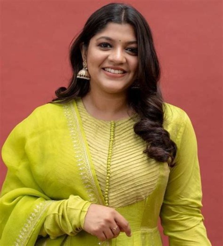 Aparna Shewakramani Height, Weight, Net Worth, Age, Birthday, Wikipedia, Who, Instagram, Biography