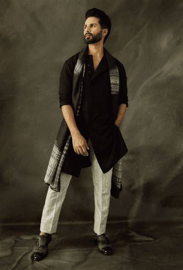 Arohi Kapoor Height, Weight, Net Worth, Age, Birthday, Wikipedia, Who, Instagram, Biography