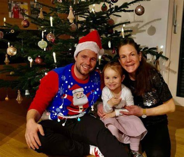 
Beat Feuz Girlfriend Or Wife -Who Is He Married To? Fans Are Curious About His Net Worth 