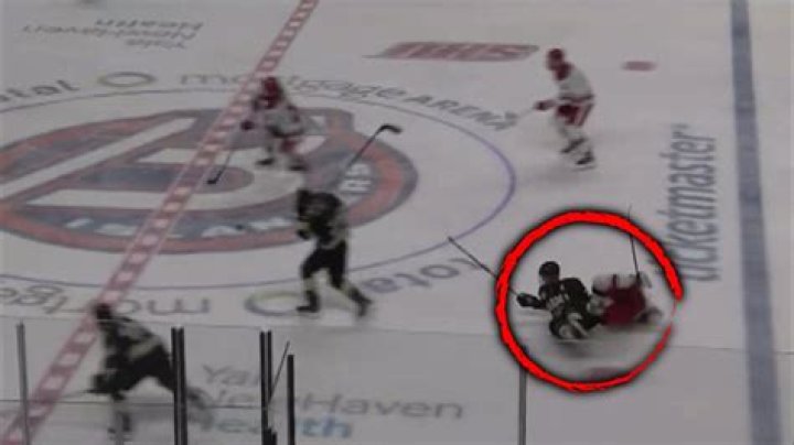 Belleville Ontario: Hockey Player Justin Crowe Death From A Car Accident, Obituary Details