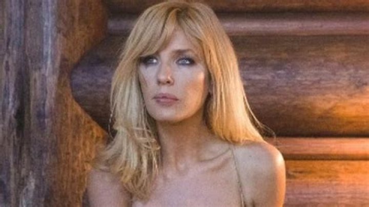 Beth Dutton Height, Weight, Net Worth, Age, Birthday, Wikipedia, Who, Nationality, Biography