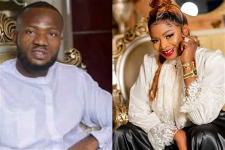
Between Blessing Okoro And Late Bimbo’s Brother After The Latter Granted 24 Interviews 