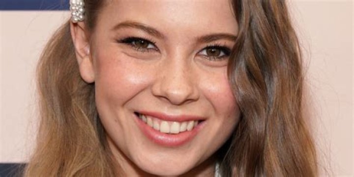 
Bindi Irwin Remembers ‘Extraordinary Dad’ Steve Irwin On 16th Anniversary Of His Death 