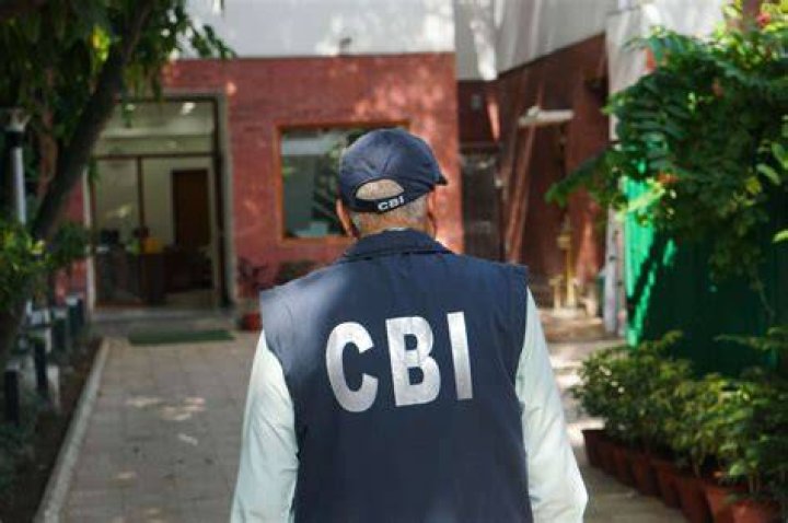 
CBI arrests Delhi Police SI on bribery charges 