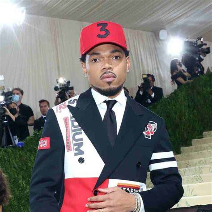 
Chance The Rapper Height, Weight, Net Worth, Age, Birthday, Wikipedia, Who, Nationality, Biography 
