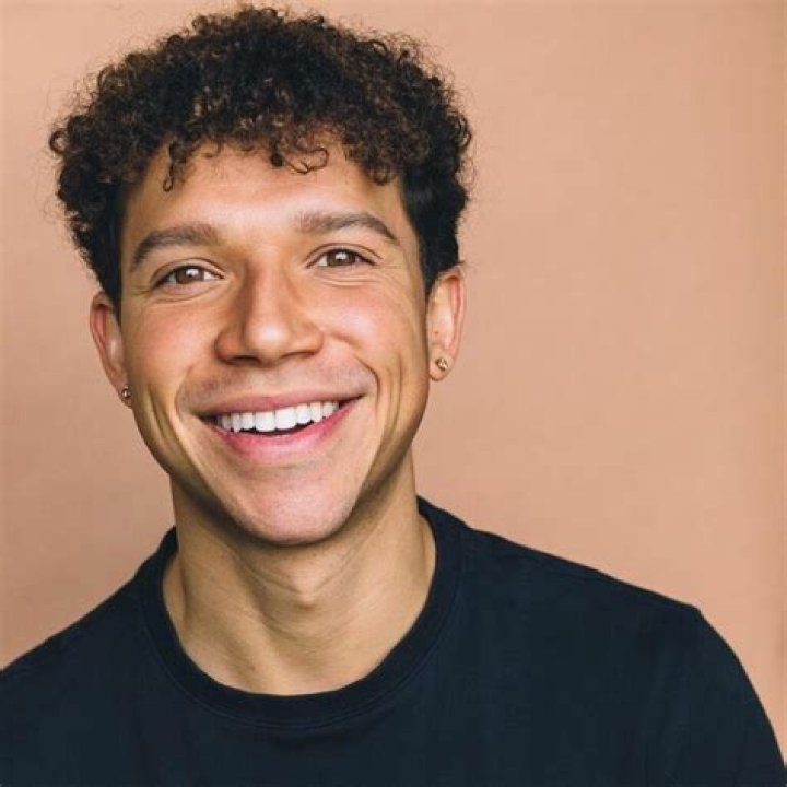 
Chanse McCrary Height, Weight, Net Worth, Age, Birthday, Wikipedia, Who, Nationality, Biography 