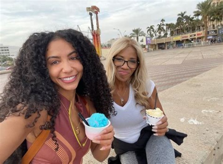 
Cheslie Kryst Mom April Simpkins, Former Miss Universe Suicide Reason Following NYC Apartment Jump 