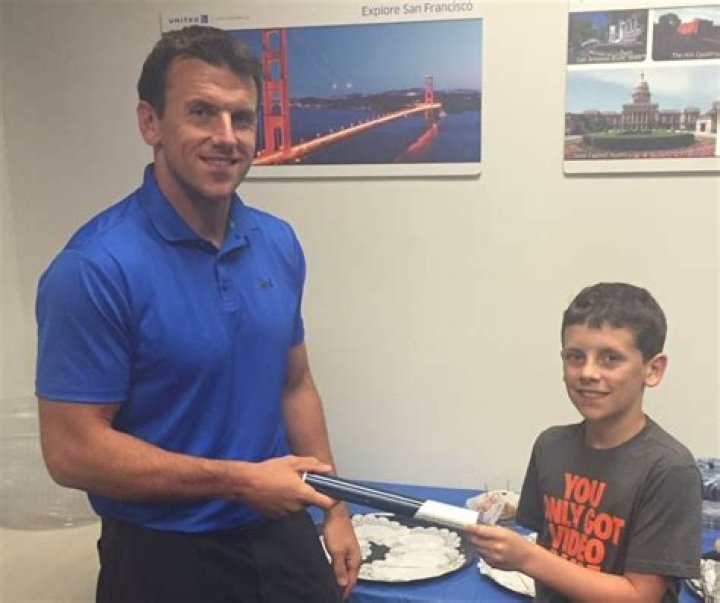 Chris Snee Weight Loss and Famous Bench Press Workout