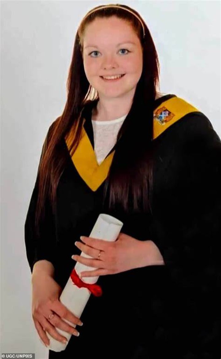
Claire Inglis Age, Birthday, Wikipedia, Who, Nationality, Biography 