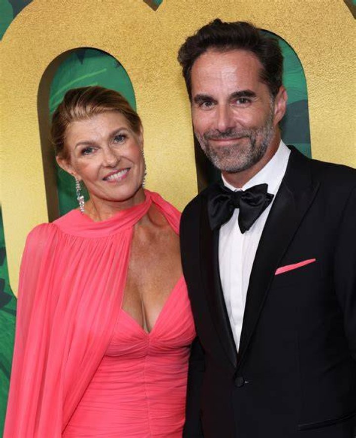 
Connie Britton’s Boyfriend, Is She In A Relationship With Jedidiah Jenkins? 