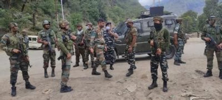 
Cop killed, CRPF trooper injured in terror attack in J&K’s Pulwama 