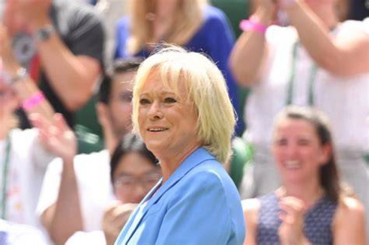 
Cricket Icon Isa Guha Is Rumored To Be Replacing Sue Barker As BBC Presenter For Wimbledon 