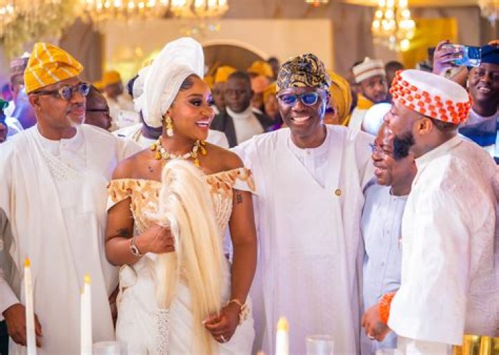 
Cubana Chief Priest prophesize Into The Life Of Davido And Chioma In A Viral Video Of Them In A Club 