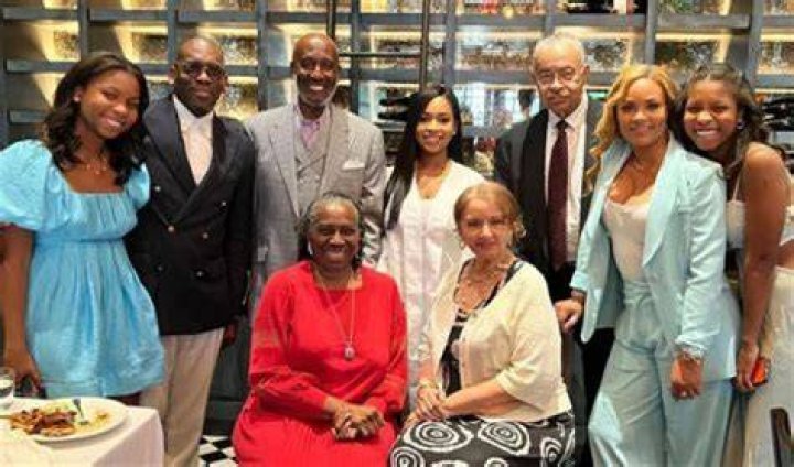 Curtis Hamilton Parents: Who Are Linette And Curtis Hamilton? Siblings Family And Net Worth