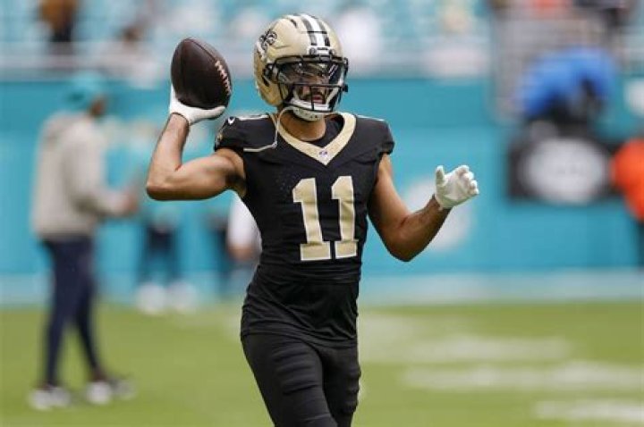 
Dad Gary Pettis and Mom Peggy Pettis: Fun Facts On Dante Pettis Parents 
