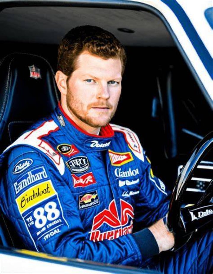 Dale Earnhardt Jr. Height, Weight, Net Worth, Age, Birthday, Wikipedia, Who, Instagram, Biography
