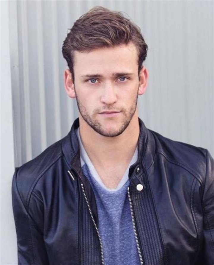 
Daniel Wyllie Height, Weight, Net Worth, Age, Birthday, Wikipedia, Who, Nationality, Biography 