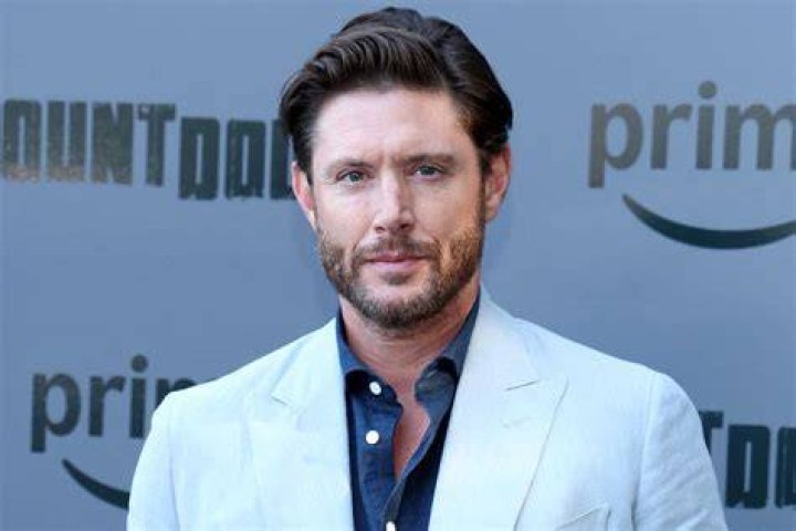 
Danny Jansen Height, Weight, Net Worth, Age, Birthday, Wikipedia, Who, Nationality, Biography 