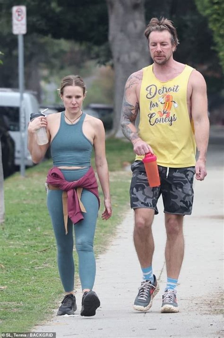 Dax Shepard Height, Weight, Net Worth, Age, Birthday, Wikipedia, Who, Nationality, Biography