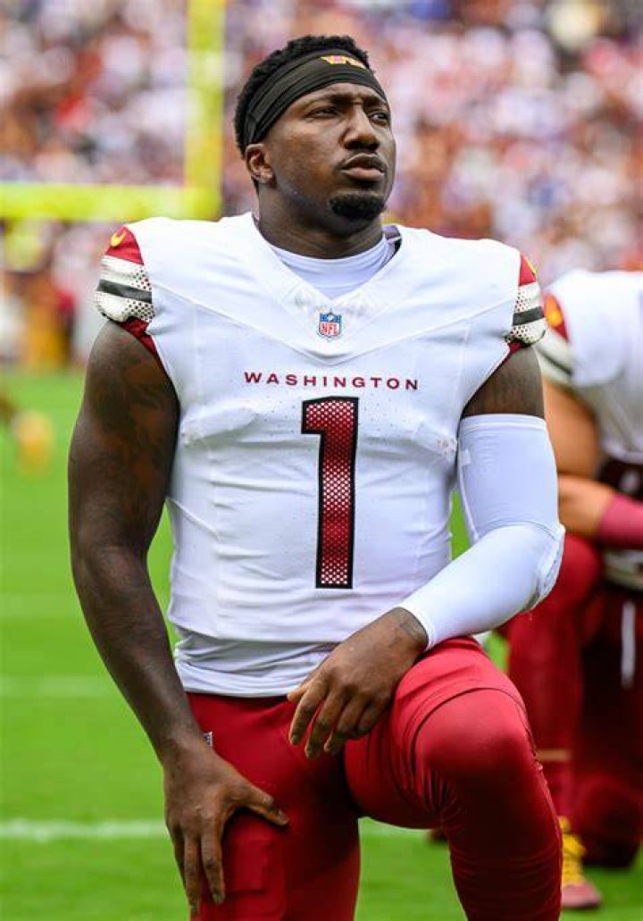 Deebo Samuel Height, Weight, Net Worth, Age, Birthday, Wikipedia, Who, Nationality, Biography