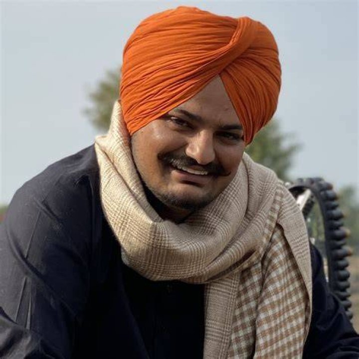 Deep Sidhu Height, Weight, Net Worth, Age, Birthday, Wikipedia, Who, Nationality, Biography