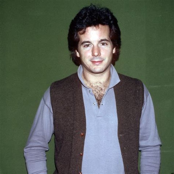 Desiderio Alberto Arnaz IV Height, Weight, Net Worth, Age, Birthday, Wikipedia, Who, Instagram, Biography