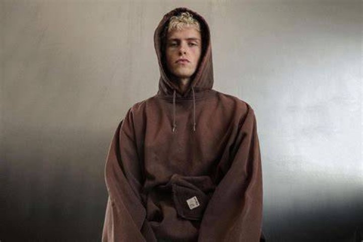 
Did Model Jaron Baker Die In An Accident? Twitter Is In Shock Following The Rumors 