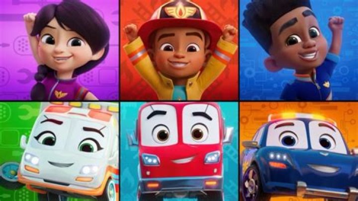 
Disney Firebuds Cast: Vivian Vencer, Declan Whaley, Jecobi Swain and more 