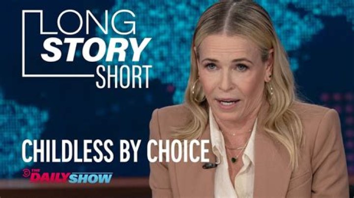 
“Do we treat unmarried men this way?”: Chelsea Handler childless controversy explained 