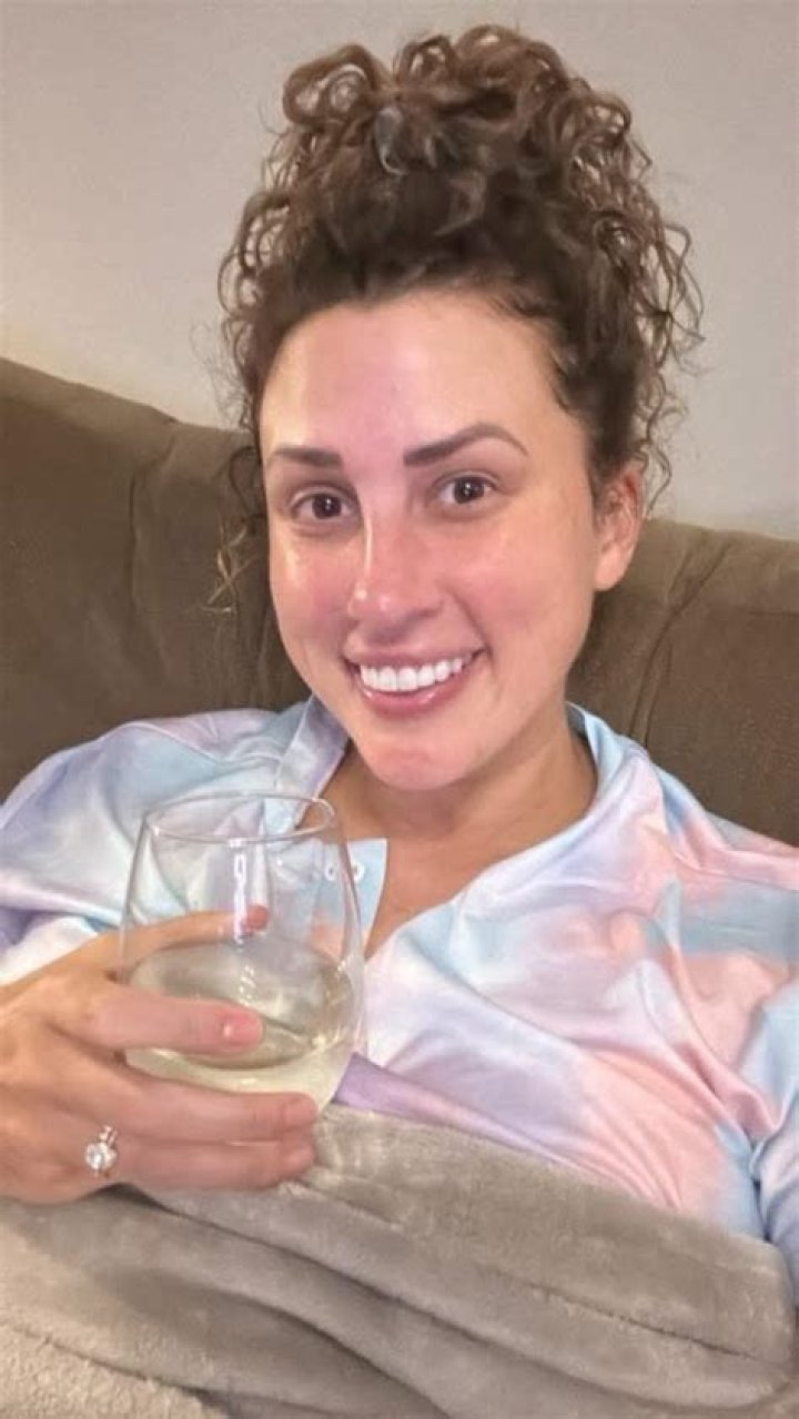 Does Jessica Boyington Have A Boyfriend? Wikipedia and Salary Details