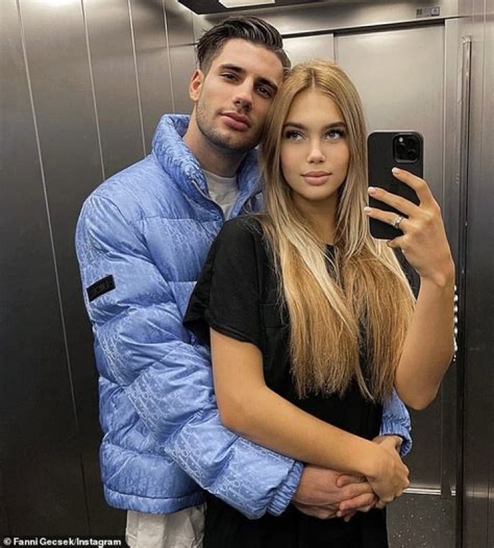 
Dominik Szoboszlai Wife: Is He Married To Girlfriend Fanni Gecsek? 