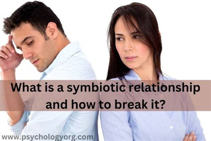 
Dónal Sharpson’s Previous relationships 