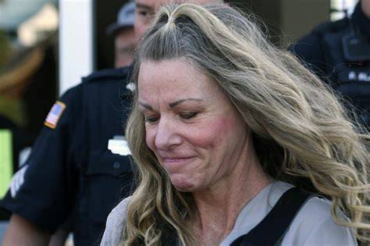 
‘Doomsday’ mom Lori Vallow Daybell deemed unfit for trial again 