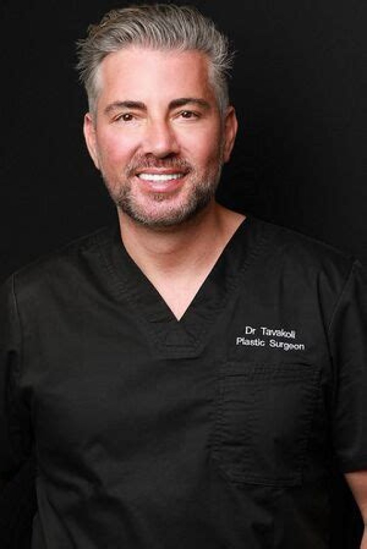 
Dr Kourosh Tavakoli Height, Weight, Net Worth, Age, Birthday, Wikipedia, Who, Instagram, Biography 