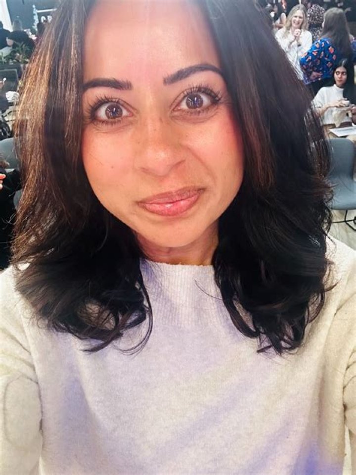 
Dr. Nikki Kanani Height, Weight, Net Worth, Age, Birthday, Wikipedia, Who, Instagram, Biography 