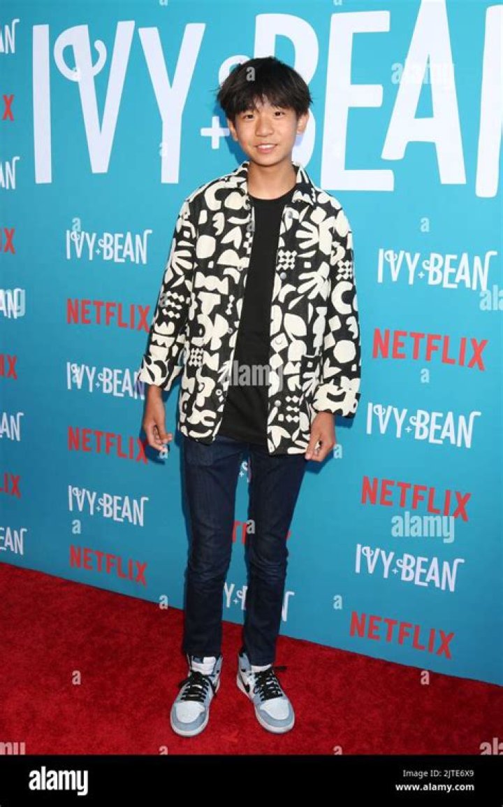 Dylan Henry Lau Height, Weight, Net Worth, Age, Birthday, Wikipedia, Who, Instagram, Biography