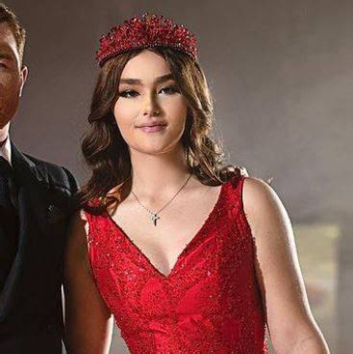 Emily Cinnamon Alvarez Age, Birthday, Wikipedia, Who, Nationality, Biography