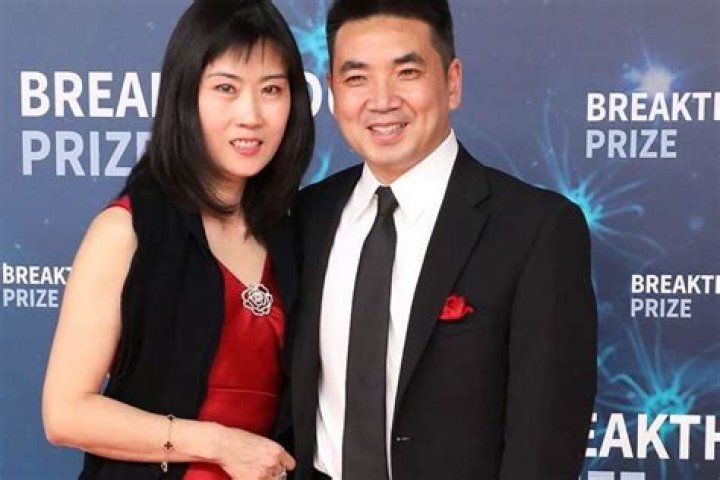 
Eric Yuan is Married to Wife: Sherry Yuan. Kids. 