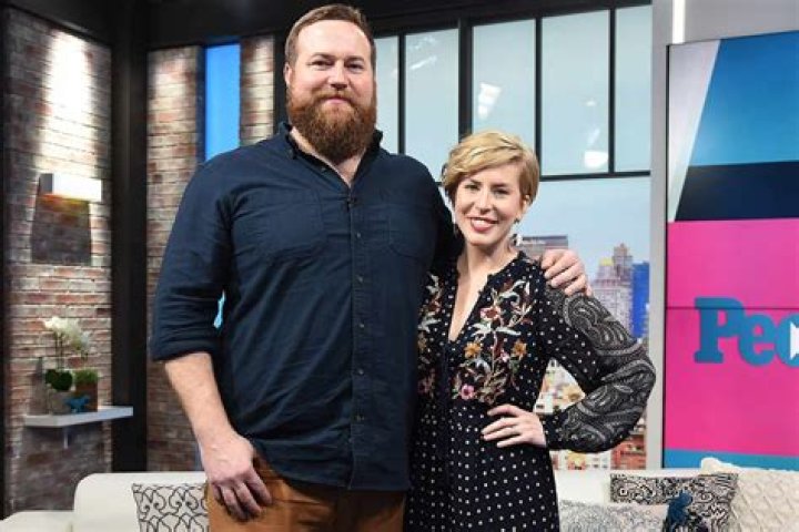 
Erin Napier Posts Sweet Tribute to Husband Ben for His 39th Birthday: ‘Blessed by You’ 