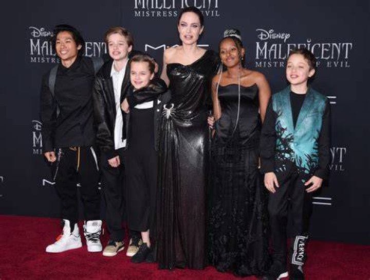 Exploring Angelina Jolie’s Family Tree from Her Children to Her Dad and Mom